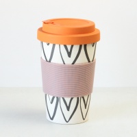 Bamboo Coffee Cup: Scattered Hearts